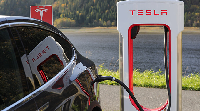 Elon Musk Is Right About The SuperCharger Business